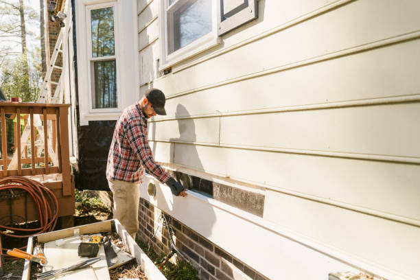 Trusted Wood Siding service in Centreville, IL - Creative Siding
